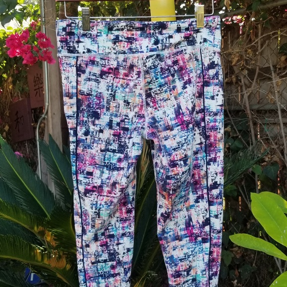 Workout pants - Picture 3 of 3